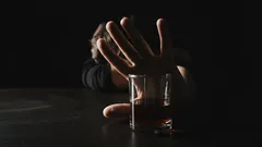 Máte sklony k alkoholismu? Která znamení zvěrokruhu a data narození by se měla alkoholu vyhýbat?