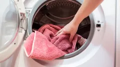 Jak byste opravdu měli prát ručníky – 90 % lidí to dělá špatně