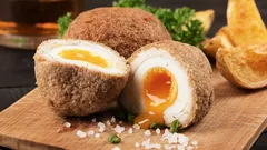 Skotská vejce: originální recept, který jste ještě nevyzkoušeli