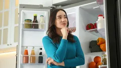 Místo v lednici, kde se mléko nejrychleji zkazí