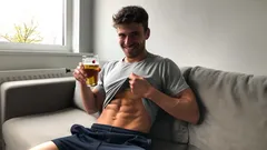 Jak si dopřát pivo a udržet vyrýsovanou postavu bez výčitek