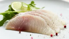 Ryba, která zpomaluje stárnutí: zdravější než červené maso a mnohem levnější